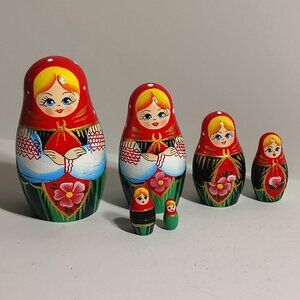 VTG Russian Matryoshka Nesting Dolls 6pc Handpainted Soviet Folk Art Lacquered